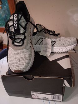 NWT Adidas Kaptir Flow 2.0 Sneakers - Youth Size 5.5 (New in Box)