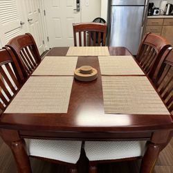 Dinning Room Table Set: 6 Piece ; Contemporary, Cherry Wood