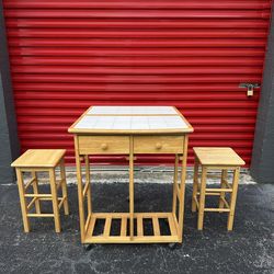 KITCHEN CART DINING TABLE AND CHAIRS / DRAWERS/ DELIVERY NEGOTIABLE