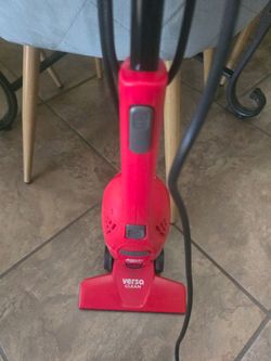 Dirt devil upright vacuum