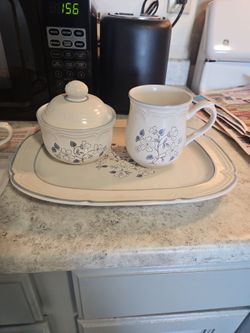 Covington tea set