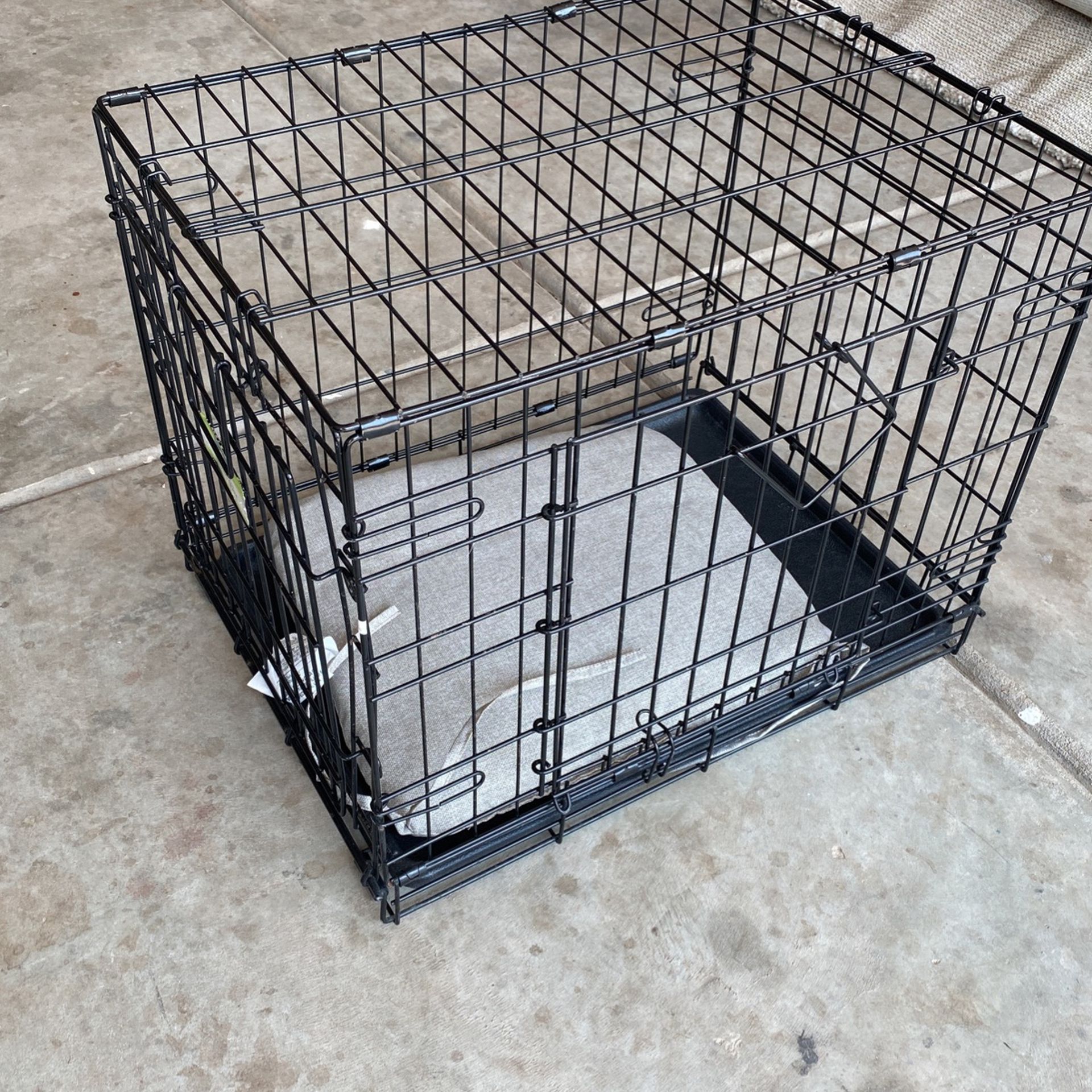 Small Dog/pet Kennel