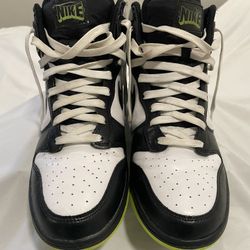 Nike Dunk High Electric Panda