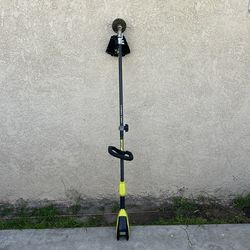RYOBI 40V HP Brushless Expand-It Carbon Fiber Attachment Capable String Trimmer