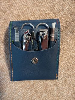 New - Manicure Kit - Scissors, Fingernail Clippers, Scissors