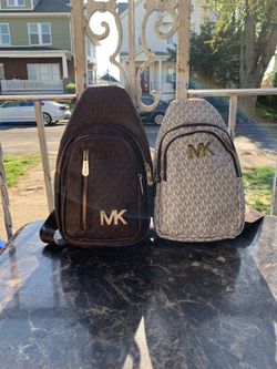Shoulder bags