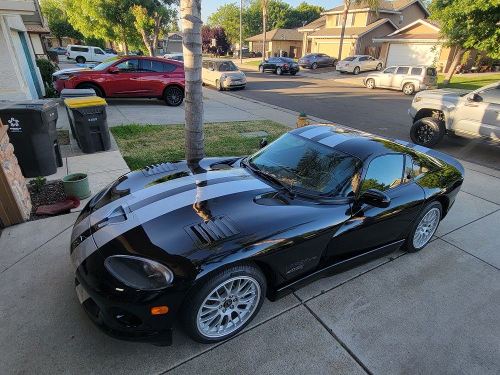 1999 Dodge Viper
