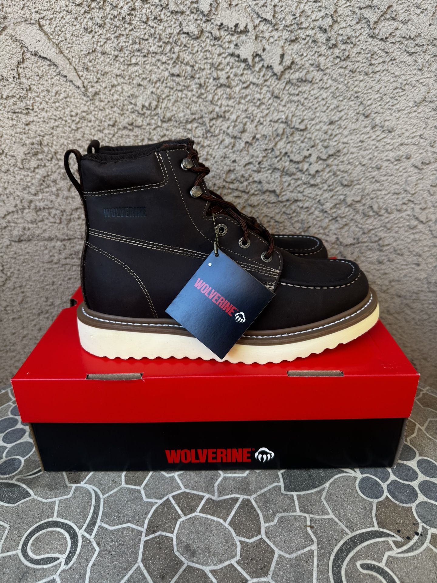 WORK BOOTS WOLVERINE SOFT TOE SIZE 9 MENS