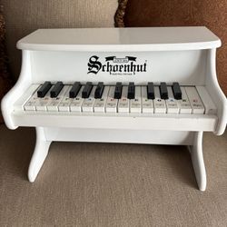 Piano Toddler Schoenhut 