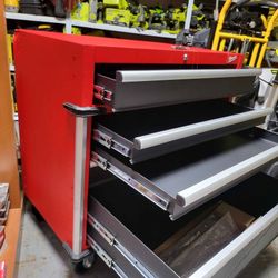MILWAUKEE TOOL BOX STORAGE NEW HAS SMALL DENT 