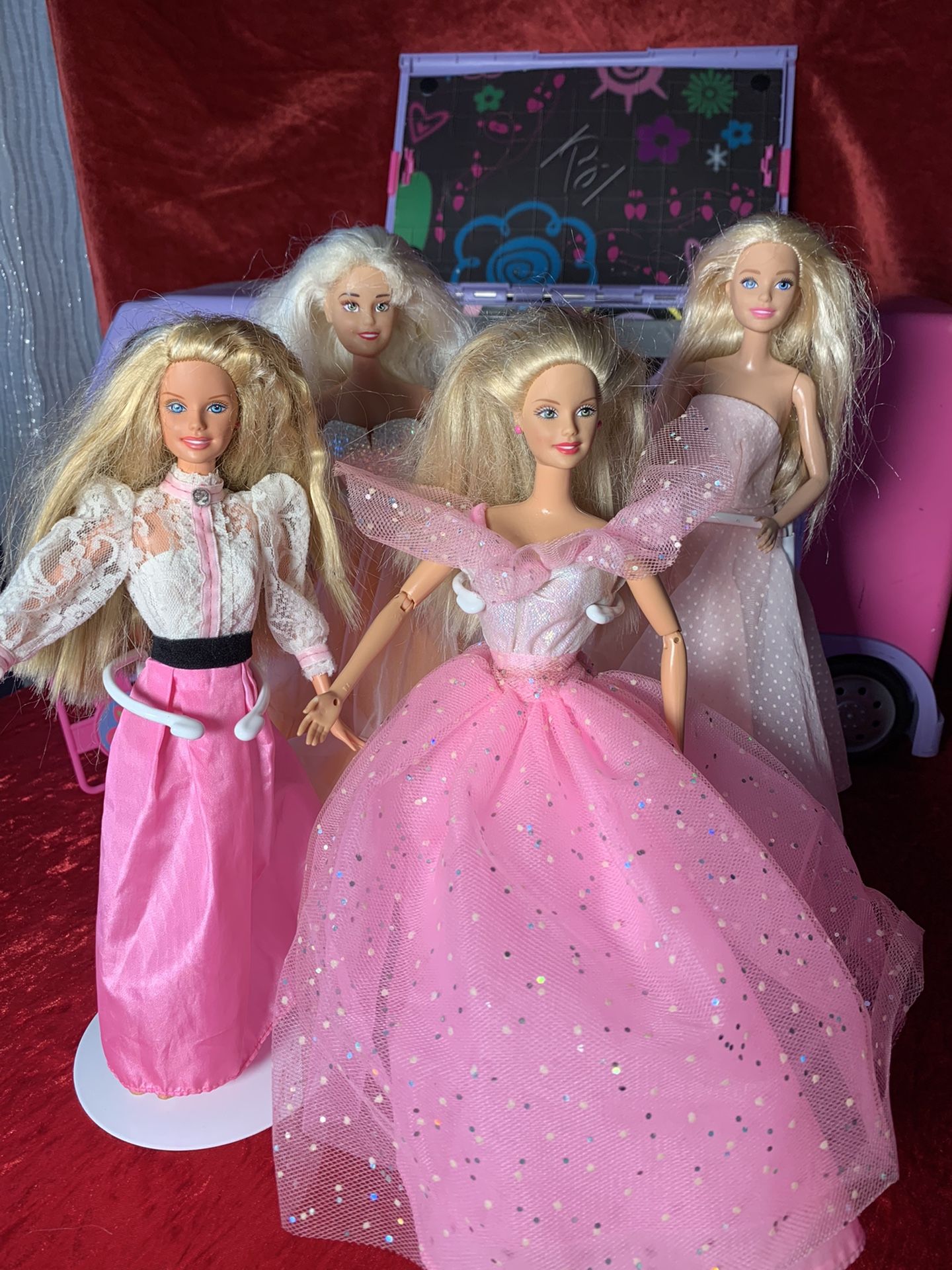 Barbies Pink “bougie” Rock Star Girlfriends 4 Total