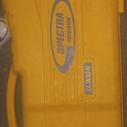 Spectra - LL300N Laser Level Deluxe Package 