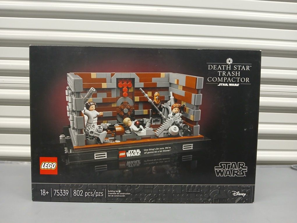 75339 Death Star Trash Compactor Diorama