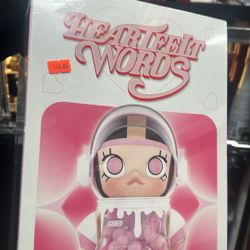 Pop Mart Mega Space Molly