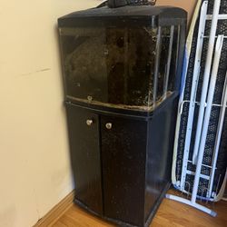 32 Gal Fish Biocube With Upgraded Led Hood