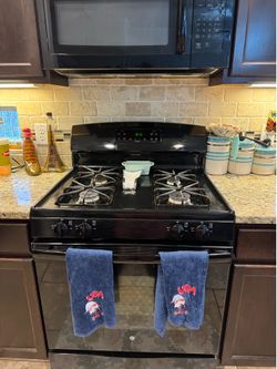 GE gas  range,