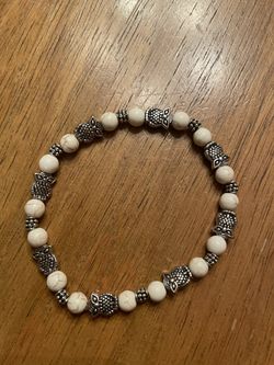 White Crackle And Owl Bracelet