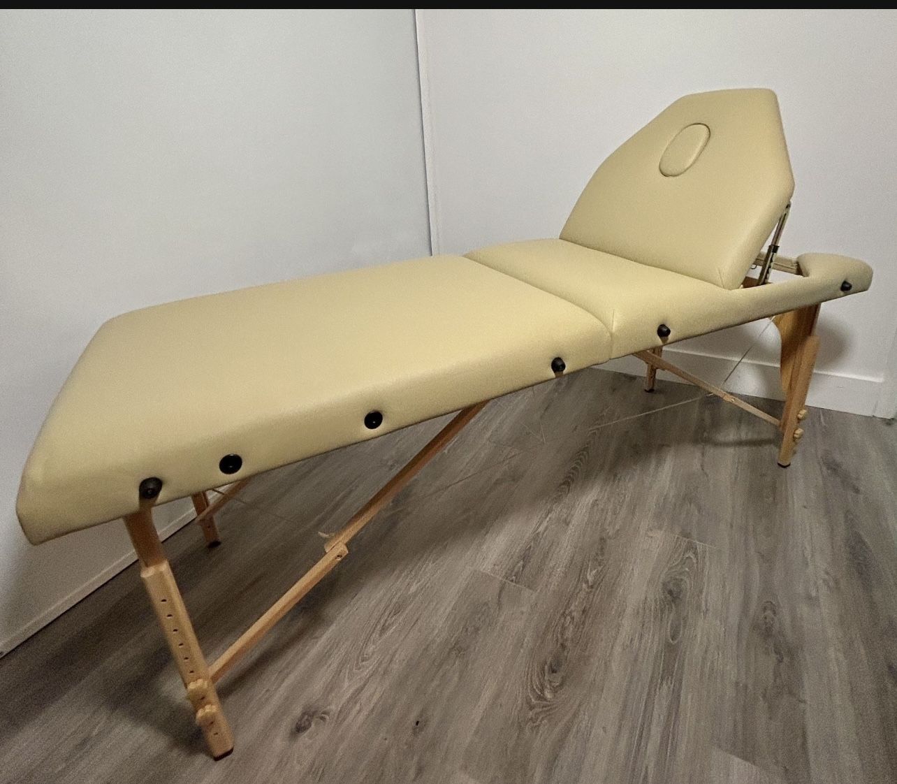 Portable Massage Table (New Out Of Box)