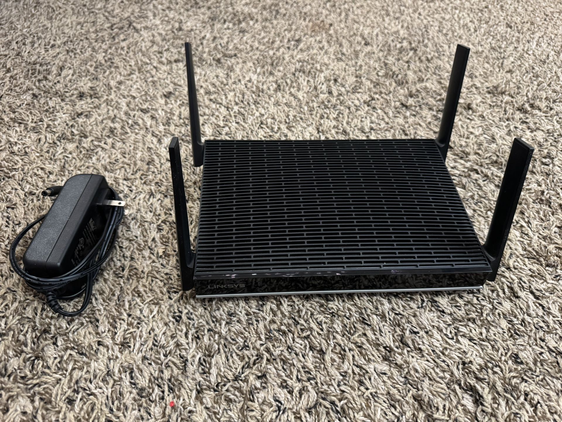 Linksys Max-Stream Dual-Band AX6000 Smart Mesh Wi-Fi 6 Router 3000SF (MR9610)