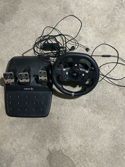 xbox steering wheel and petals