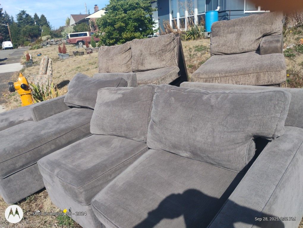 Discount Furniture