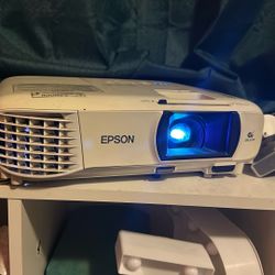 Epson EH-TW650 Theatre Projector