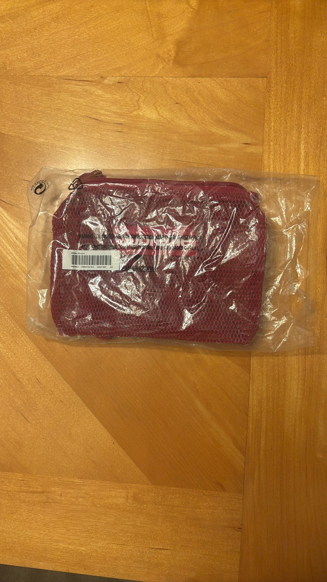Supreme Mesh Pouch