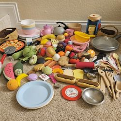 Kids play kitchen accessories