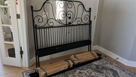 Queen bed