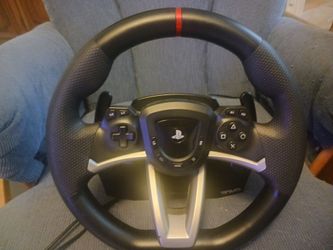 HORI Gaming steering wheel and pedals