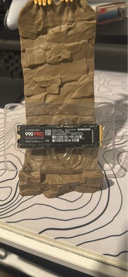 NEW Samsung 990 PRO 4TB PCIE 4.0