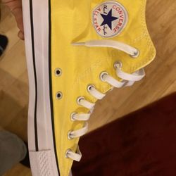 Converse 10.5 Women 8.5 Men