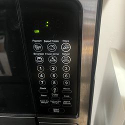 Brand new 1000 watt microwave