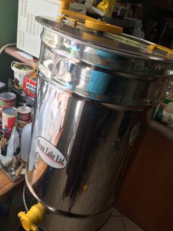 Honey exstractor