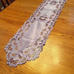Flower Lace Table Runner, Lavender