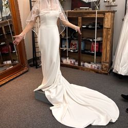 Beautiful Wedding Dress*NEW* Never worn 