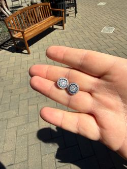 Earrings Round Stud