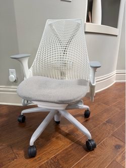 Herman Miller Sayl