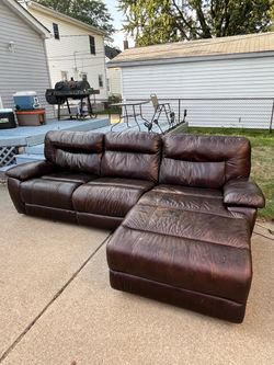 Dark Brown Leather Sectional with Electric Recliner & Chaise – FREE DELIVERY