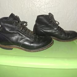 RED WING BOOTS HERITAGE COLLECTION