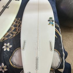 5’6 Short Board With Set Of Futures Fins 300 Or Best Offer / Like New  Excellent Condition 