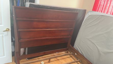 Wood Queen Bed Frame 