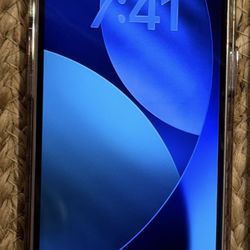 📱 iPhone 14 256GB unlocked + Apple Earbuds + Clear Case