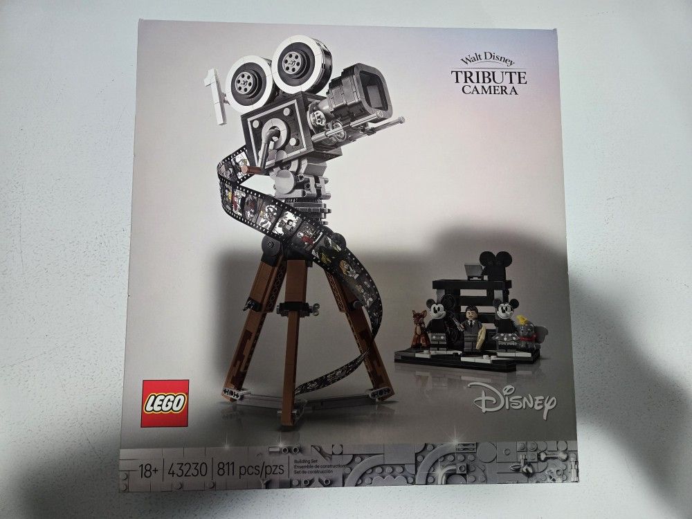 NEW LEGO WALT DISNEY TRUBUTE CAMERA 43230