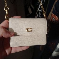 Card Crossbody