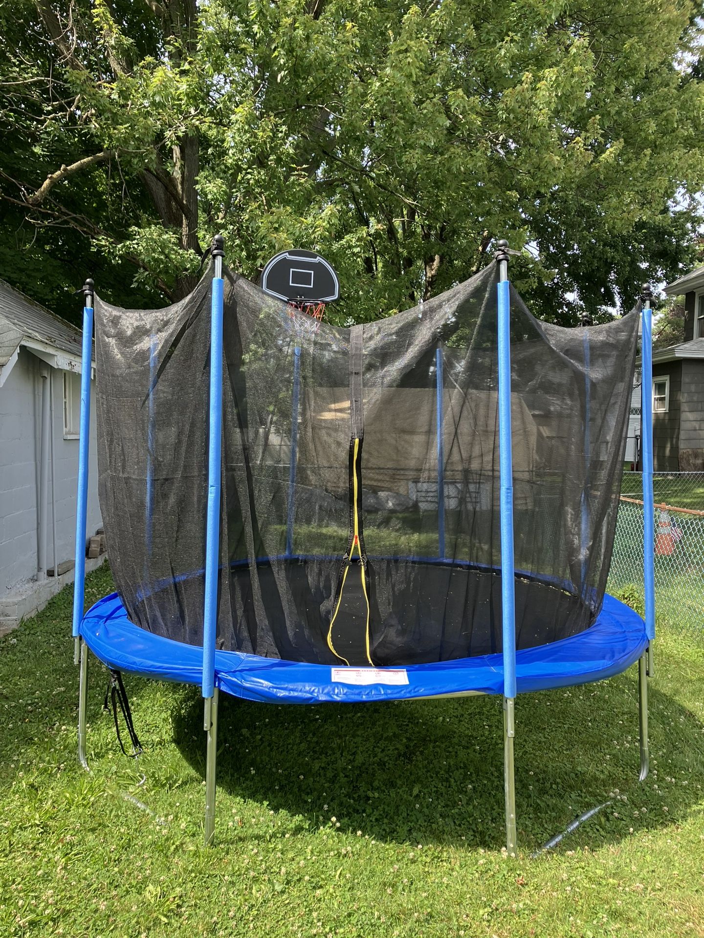10 Ft Trampoline