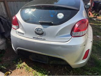 Veloster 2017 Rear Tailgate