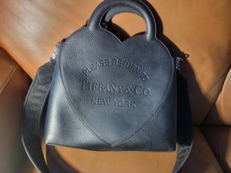 Authentic Return to Tiffany & Co  NY Designer bag