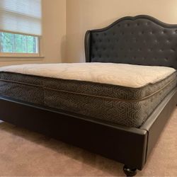 BRAND NEW WING BACK QUEEN SIZE BED AND PILLOW TOP MATTRESS $520! I !!
