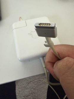 Apple MagSafe 2 power adapter